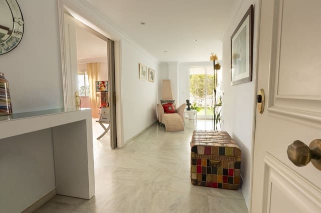 3 Zimmer Penthouse zu verkaufen in Atalaya-Isdabe, Estepona - 495.000 € (Ref: 9784865)