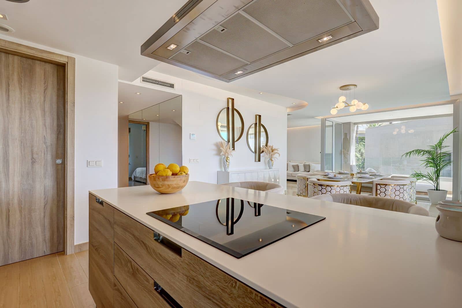 Ático de 3 habitaciones en Benahavís en venta - 1.200.000 € (Ref: 9784868)