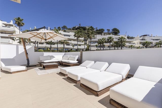 Ático de 3 habitaciones en Benahavís en venta - 1.200.000 € (Ref: 9784868)