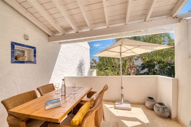 1 soverom Penthouse til salgs i Golden Mile, Marbella - € 1 750 000 (Ref: 9784870)