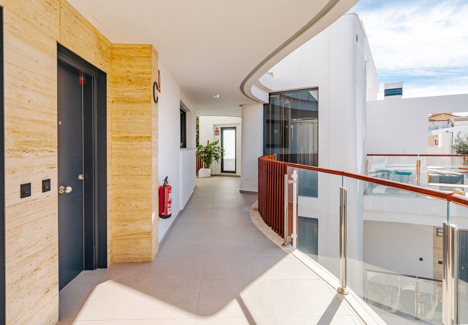 2 chambre Penthouse à vendre à Estepona - 850 000 € (Ref: 9784871)