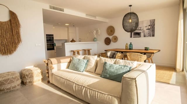 3 makuuhuone Kattohuoneisto myytävänä paikassa Cabopino, Marbella - 1 350 000 € (Ref: 9784872)