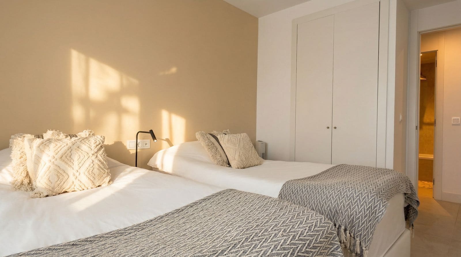 3 makuuhuone Kattohuoneisto myytävänä paikassa Cabopino - 1 350 000 € (Ref: 9784872)