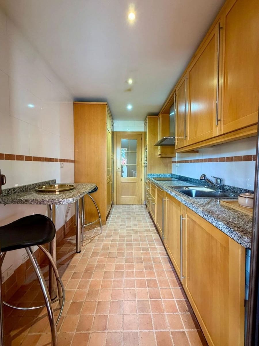 2 Zimmer Apartment zu verkaufen in Estepona - 519.000 € (Ref: 9796292)
