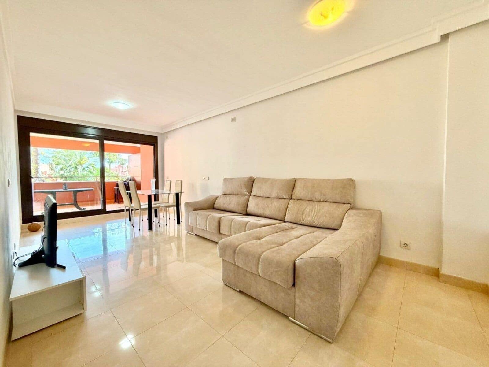 2 Zimmer Apartment zu verkaufen in Estepona - 519.000 € (Ref: 9796292)