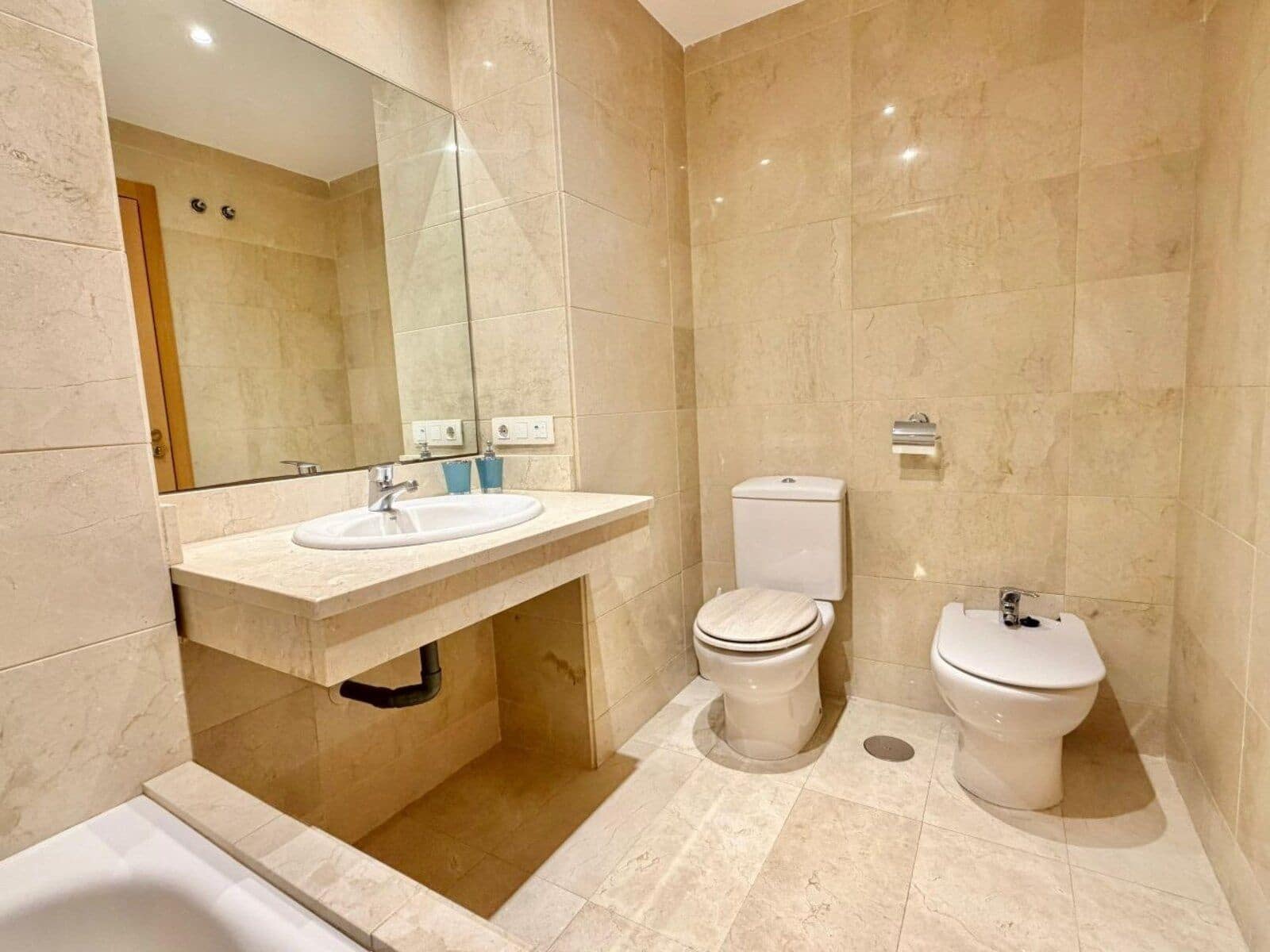 2 Zimmer Apartment zu verkaufen in Estepona - 519.000 € (Ref: 9796292)