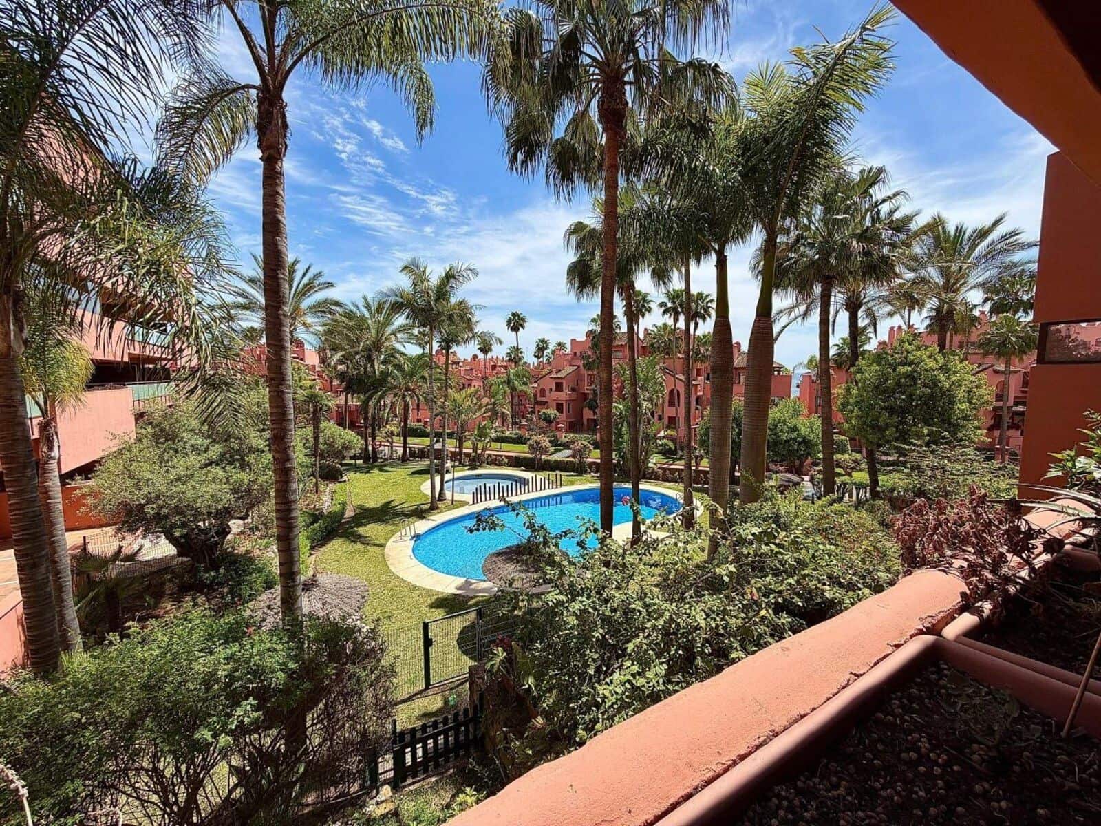 2 Zimmer Apartment zu verkaufen in Estepona - 519.000 € (Ref: 9796292)
