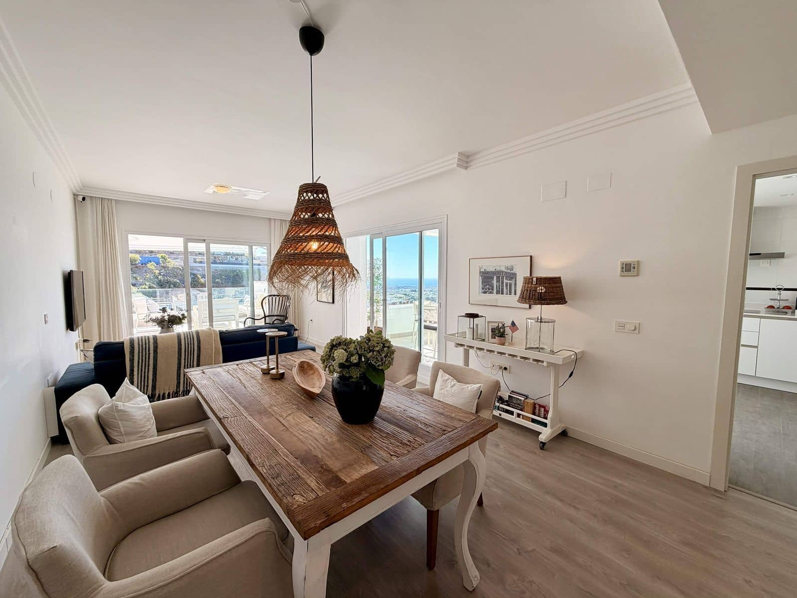 3 soveværelse Lejlighed til salg i Benahavis - € 795.000 (Ref: 9796293)