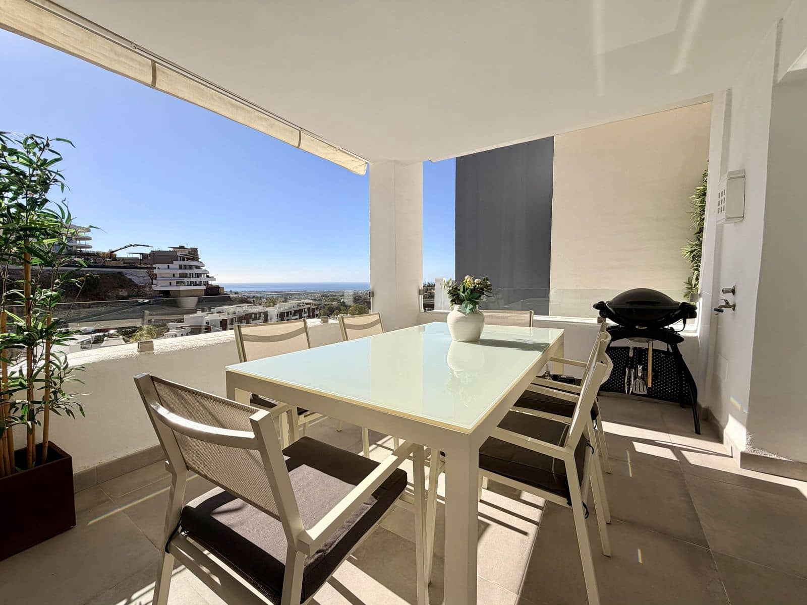 3 soveværelse Lejlighed til salg i Benahavis - € 795.000 (Ref: 9796293)