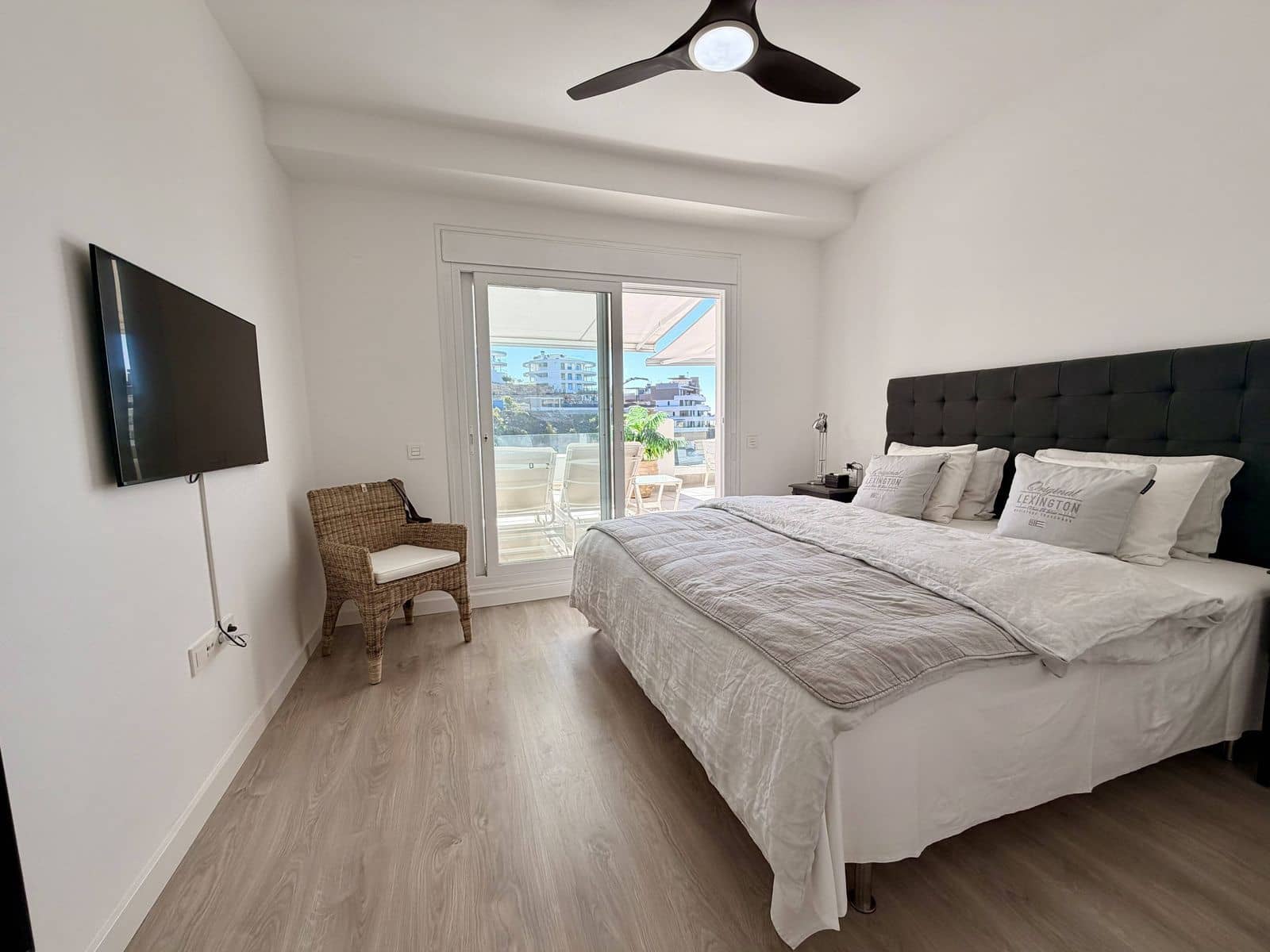 3 soveværelse Lejlighed til salg i Benahavis - € 795.000 (Ref: 9796293)