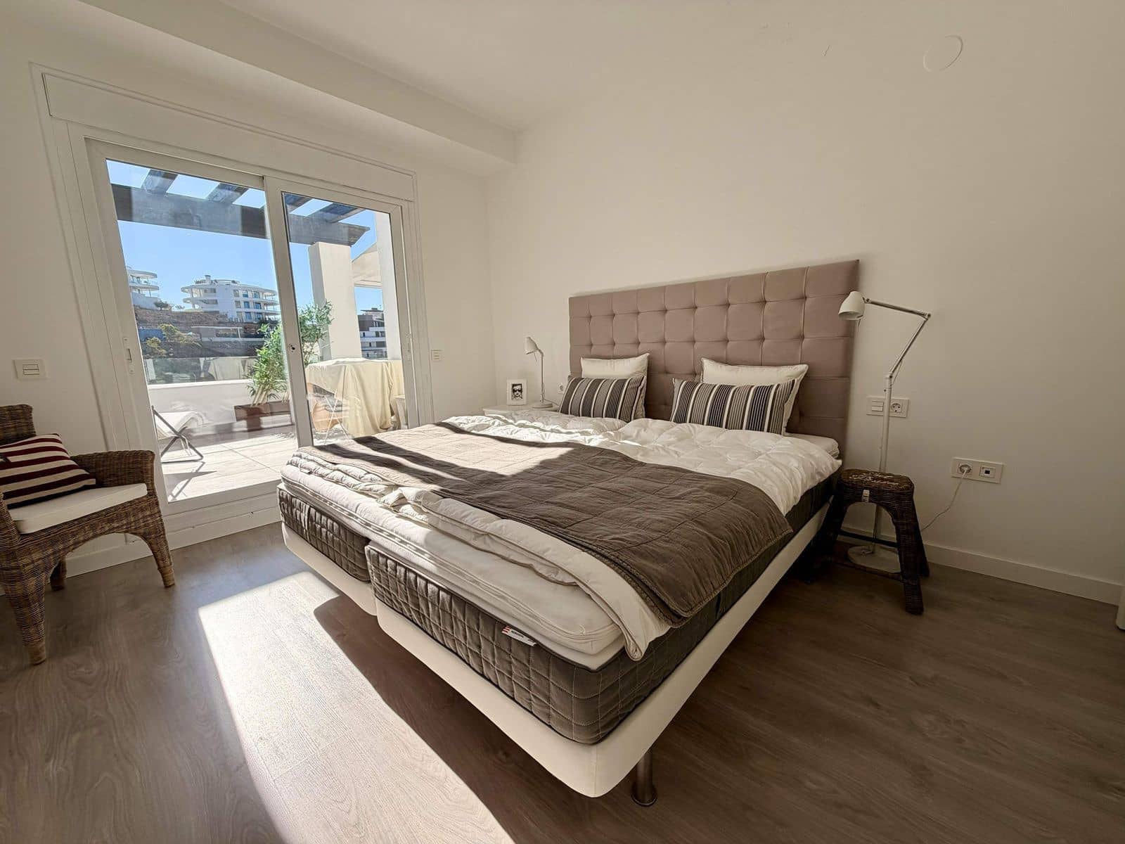 3 soveværelse Lejlighed til salg i Benahavis - € 795.000 (Ref: 9796293)