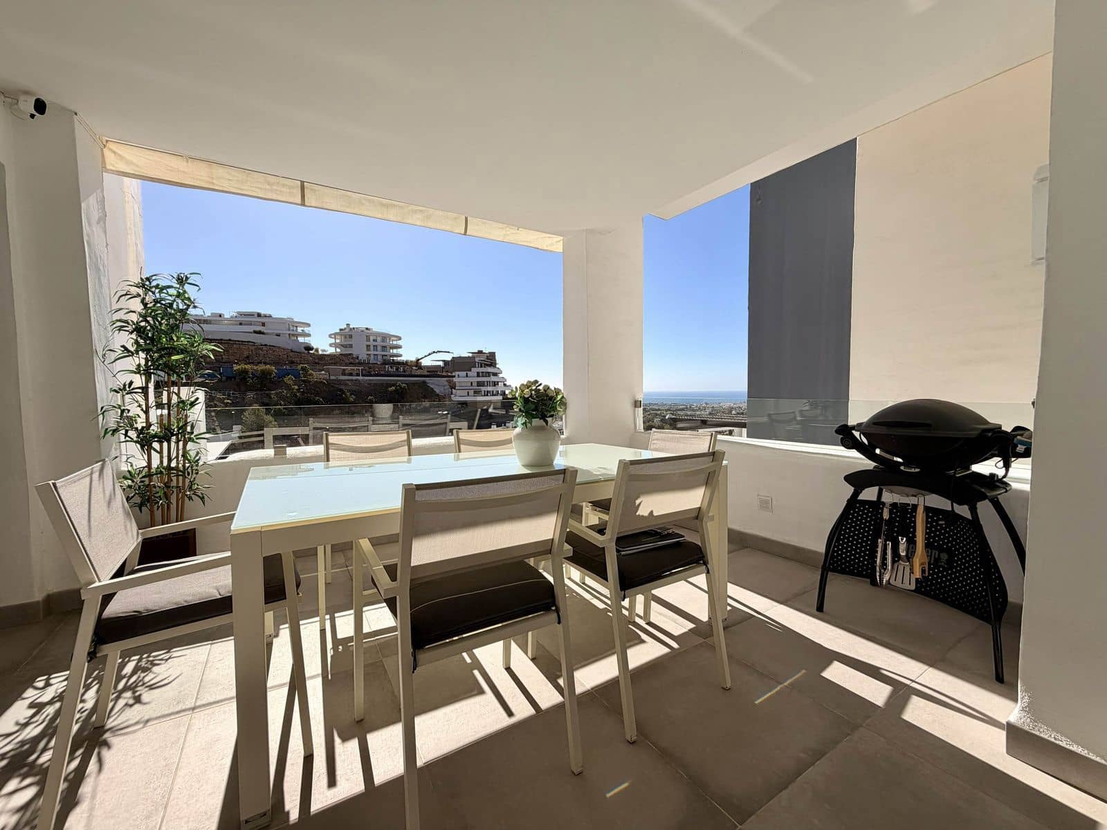 3 soveværelse Lejlighed til salg i Benahavis - € 795.000 (Ref: 9796293)