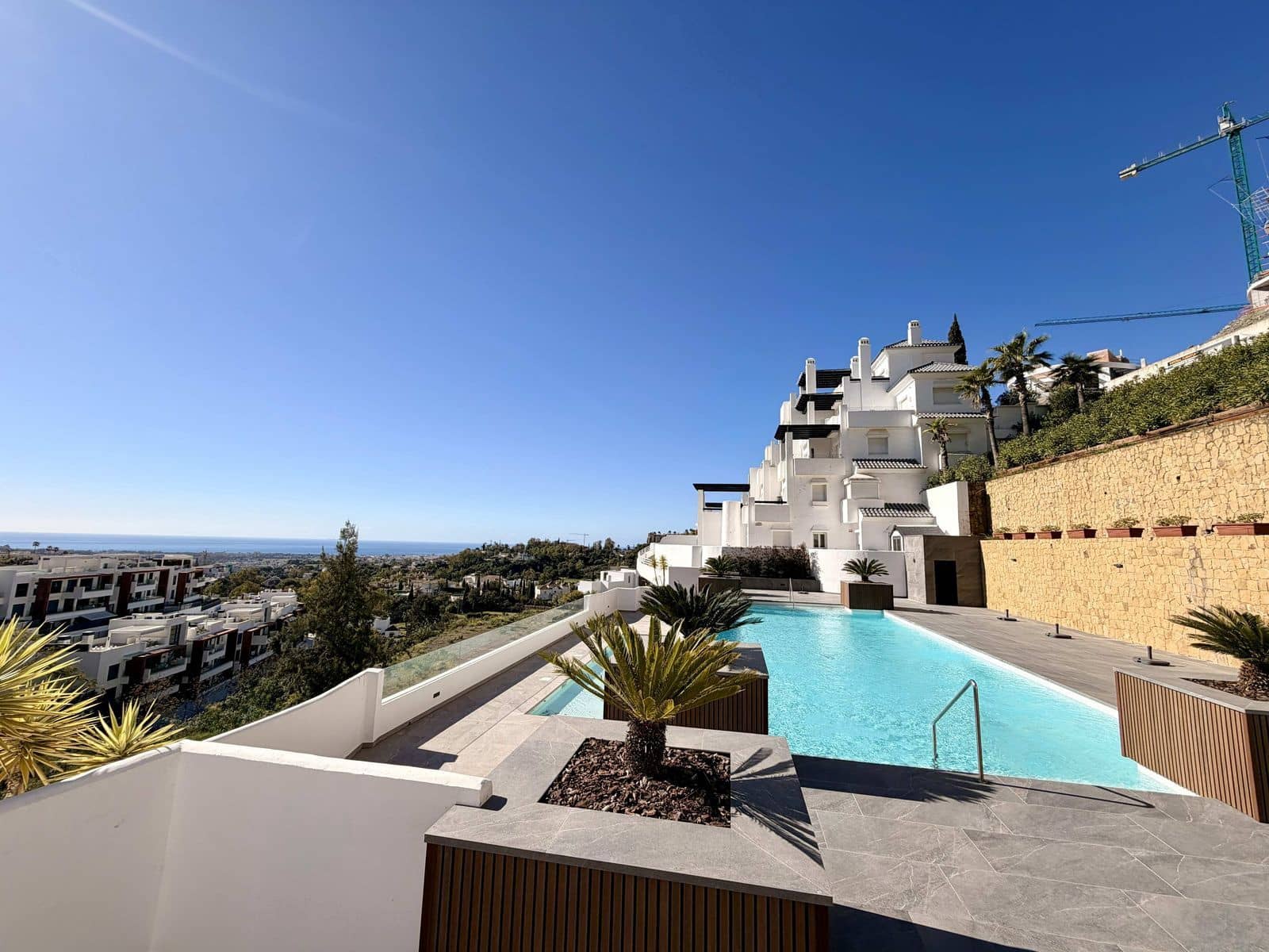 3 soveværelse Lejlighed til salg i Benahavis - € 795.000 (Ref: 9796293)