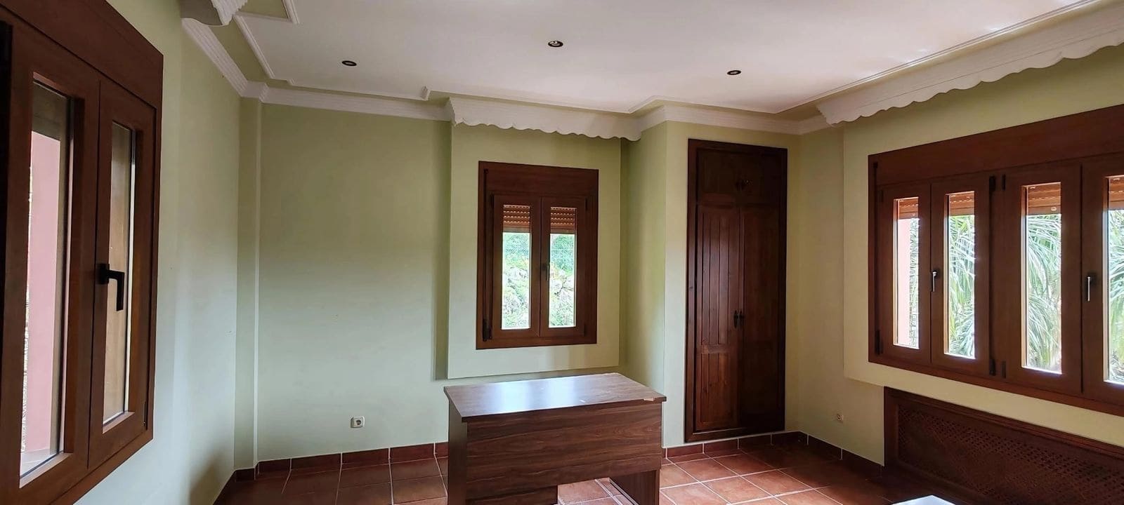 5 sypialnia Willa na sprzedaż w Estepona - 1 667 000 € (Ref: 9796296)