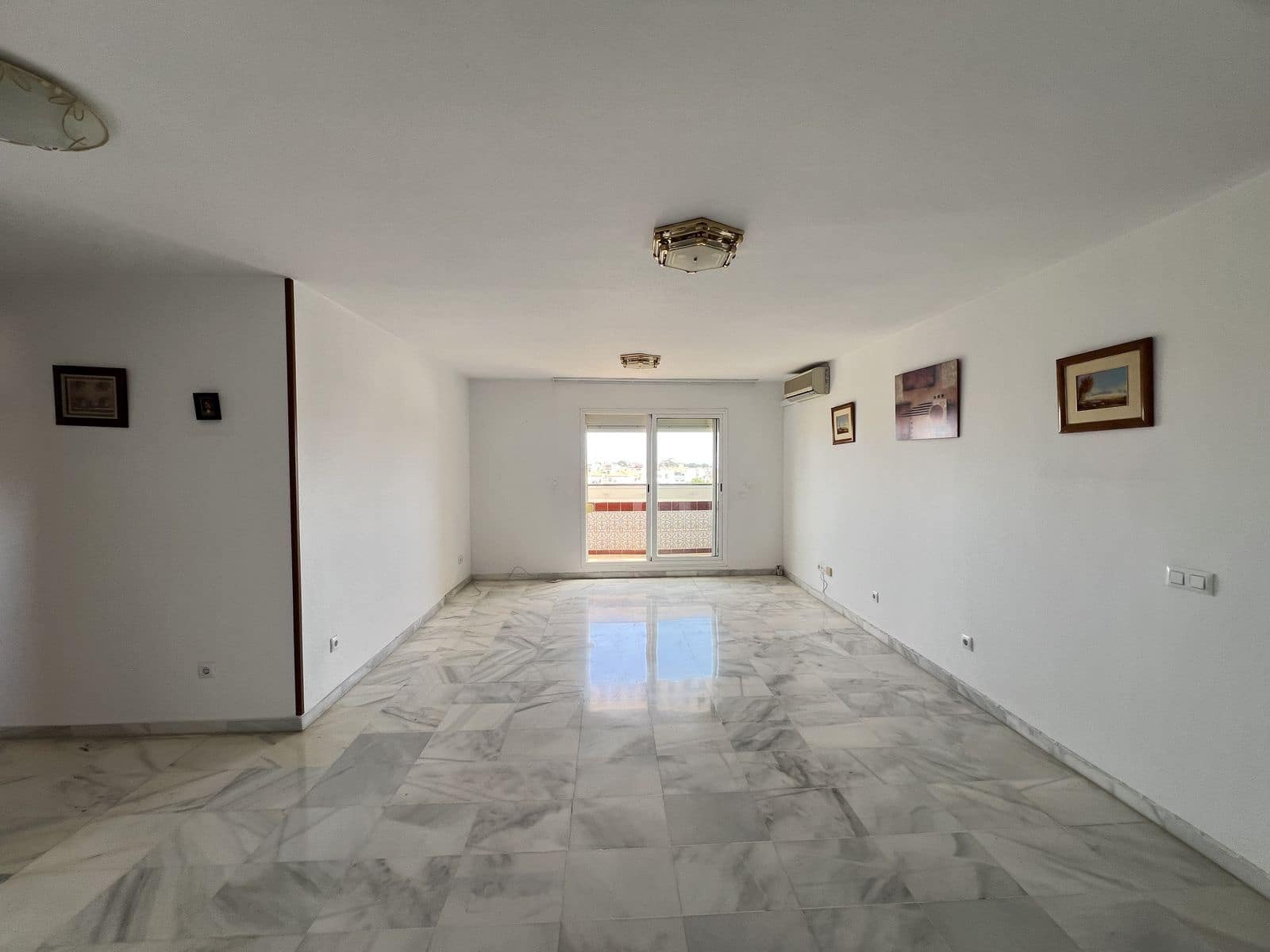 2 bedroom Penthouse for sale in Torremolinos - € 360,000 (Ref: 9796297)