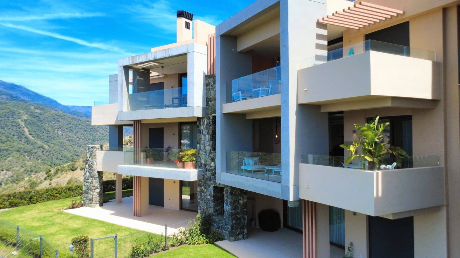 2 soverom Leilighet til salgs i Benahavis - € 850 000 (Ref: 9796298)