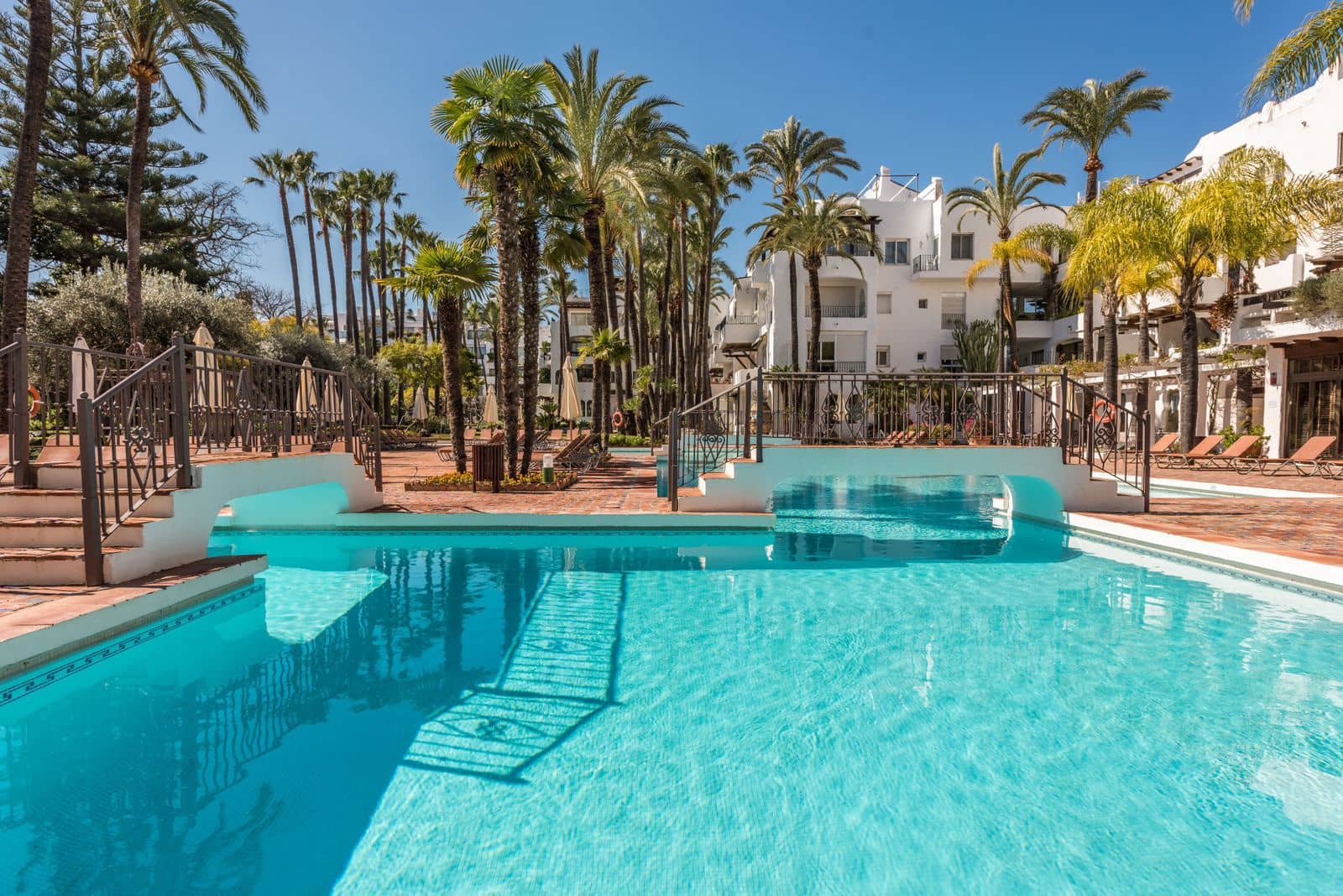 3 soverom Leilighet til salgs i Puerto Banus - € 1 585 000 (Ref: 9796299)