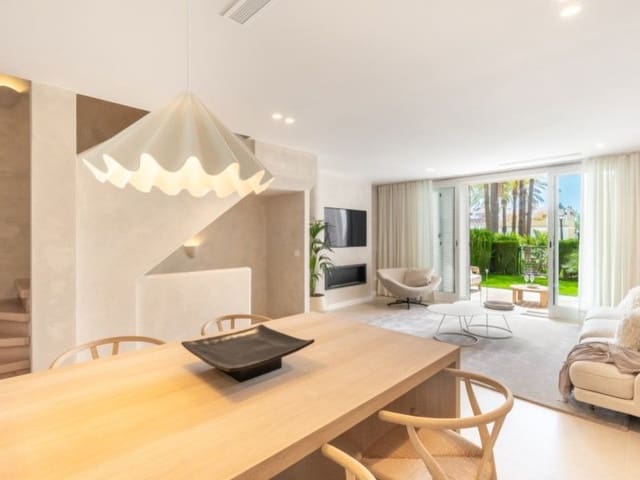 3 soveværelse Byhus til salg i Marbella - € 1.725.000 (Ref: 9796306)