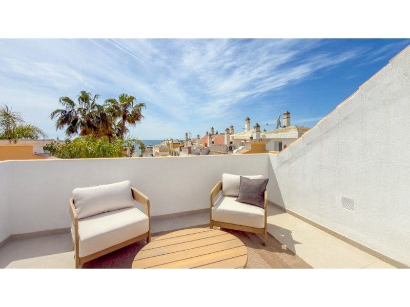 3 soveværelse Byhus til salg i Marbella - € 1.725.000 (Ref: 9796306)