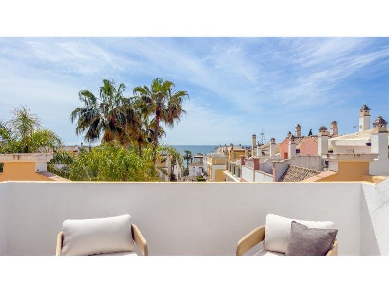 3 soveværelse Byhus til salg i Marbella - € 1.725.000 (Ref: 9796306)