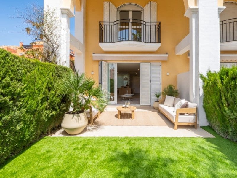 3 soveværelse Byhus til salg i Marbella - € 1.725.000 (Ref: 9796306)