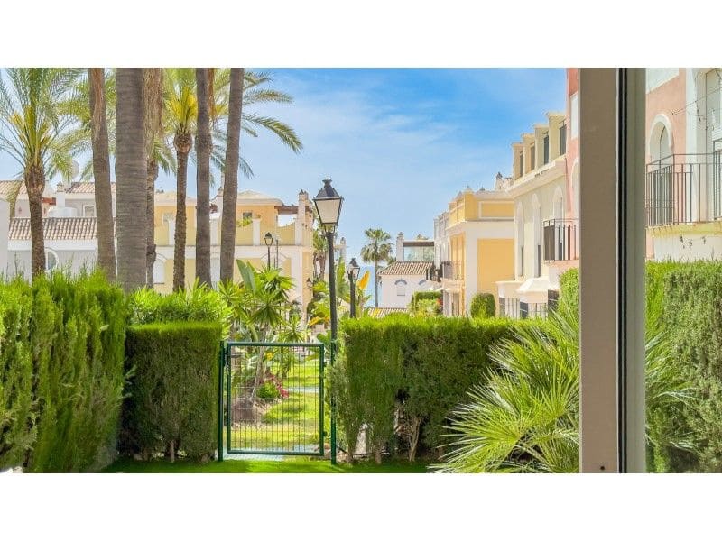 3 soveværelse Byhus til salg i Marbella - € 1.725.000 (Ref: 9796306)