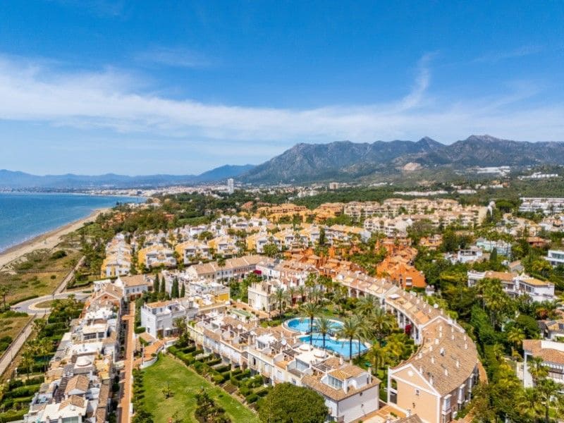 3 soveværelse Byhus til salg i Marbella - € 1.725.000 (Ref: 9796306)