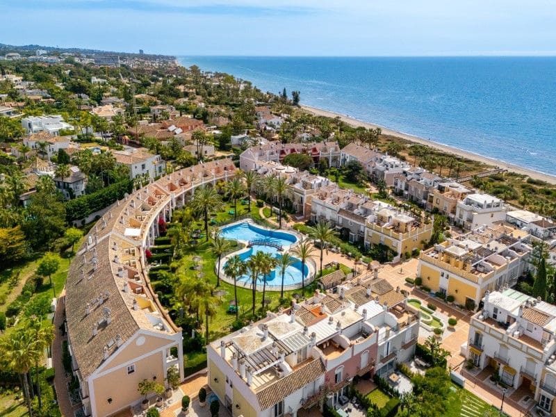 3 soveværelse Byhus til salg i Marbella - € 1.725.000 (Ref: 9796306)
