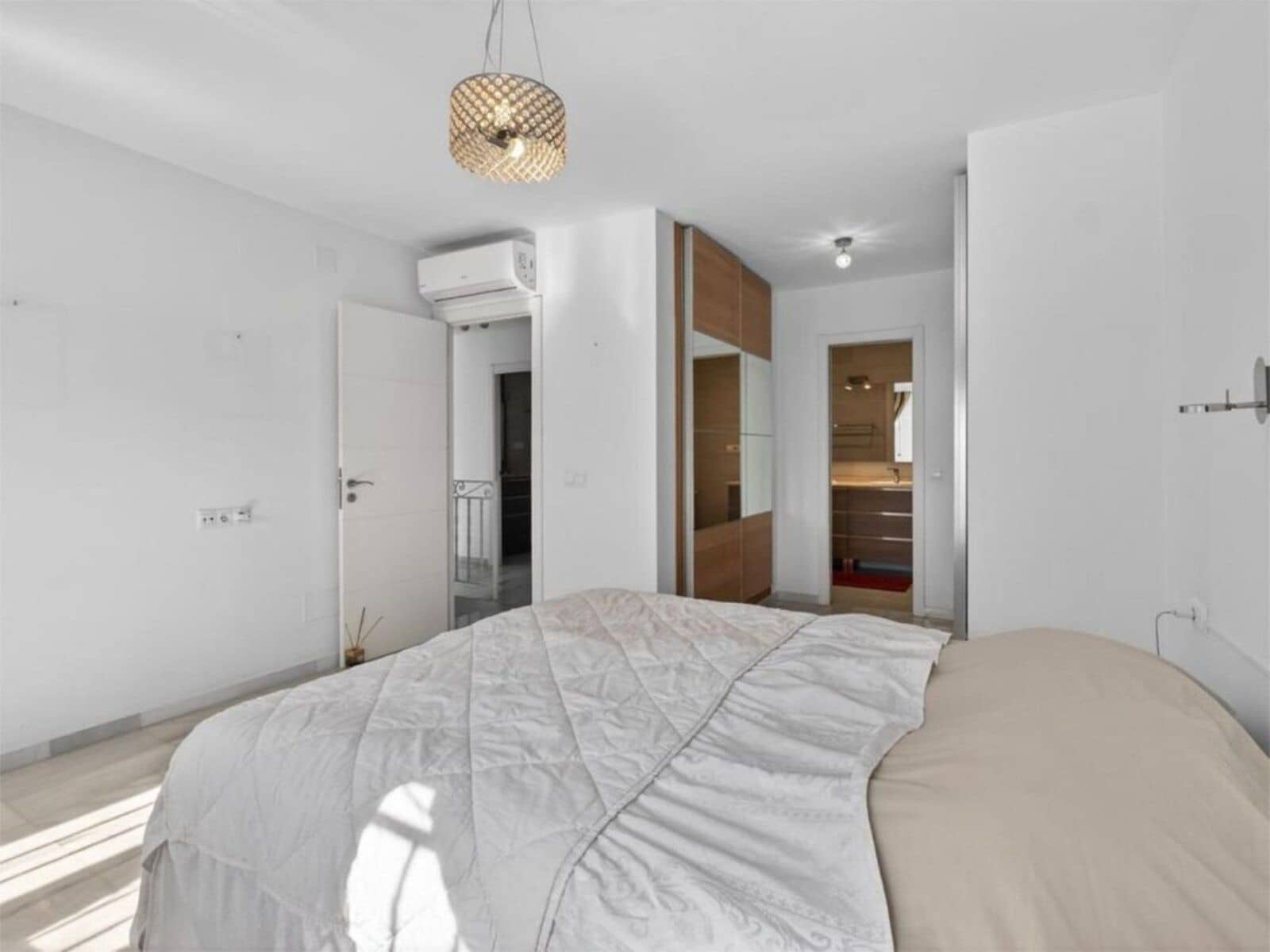 3 bedroom Townhouse for sale in Calahonda - € 485,000 (Ref: 9796308)