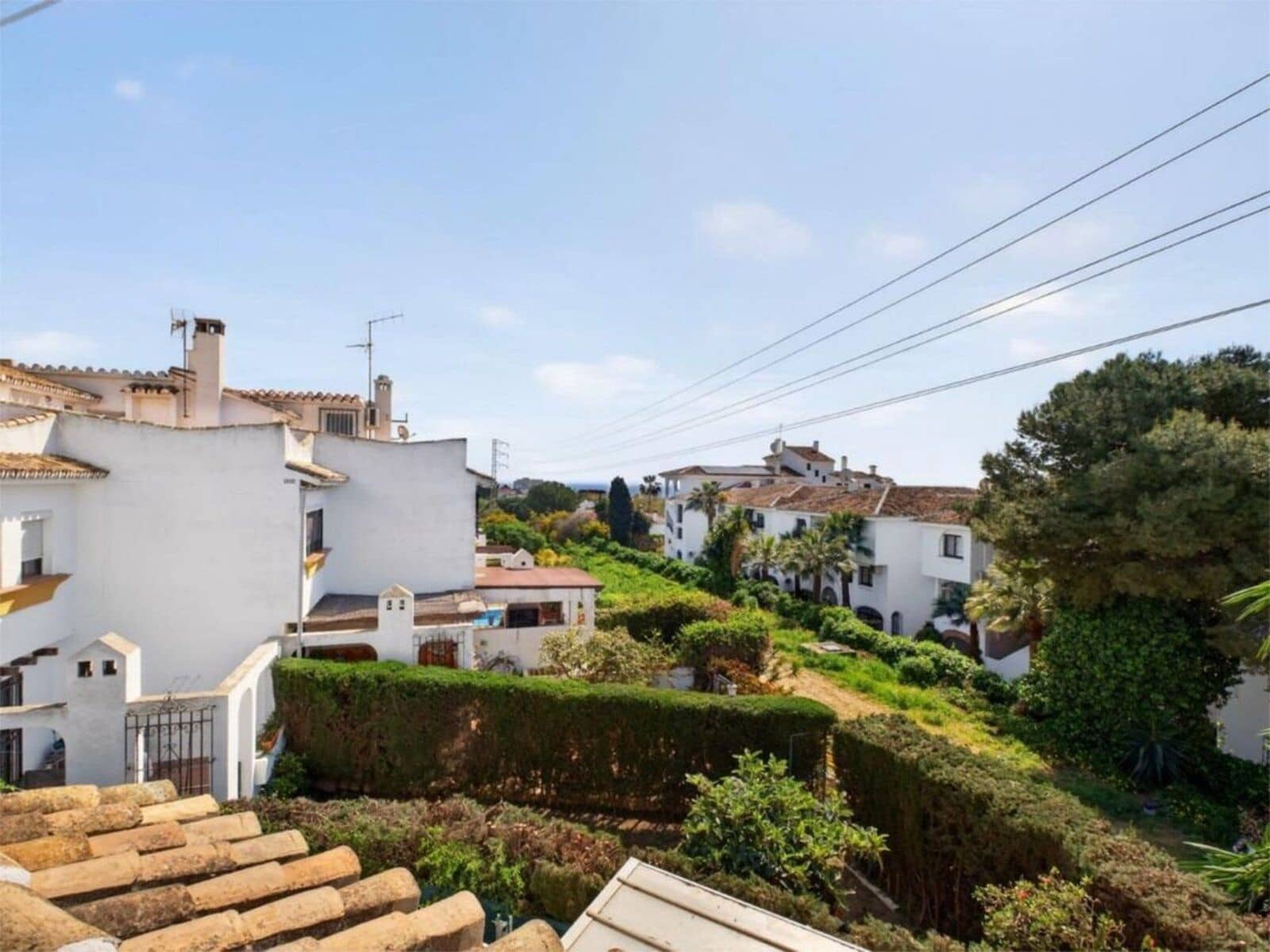 3 bedroom Townhouse for sale in Calahonda - € 485,000 (Ref: 9796308)