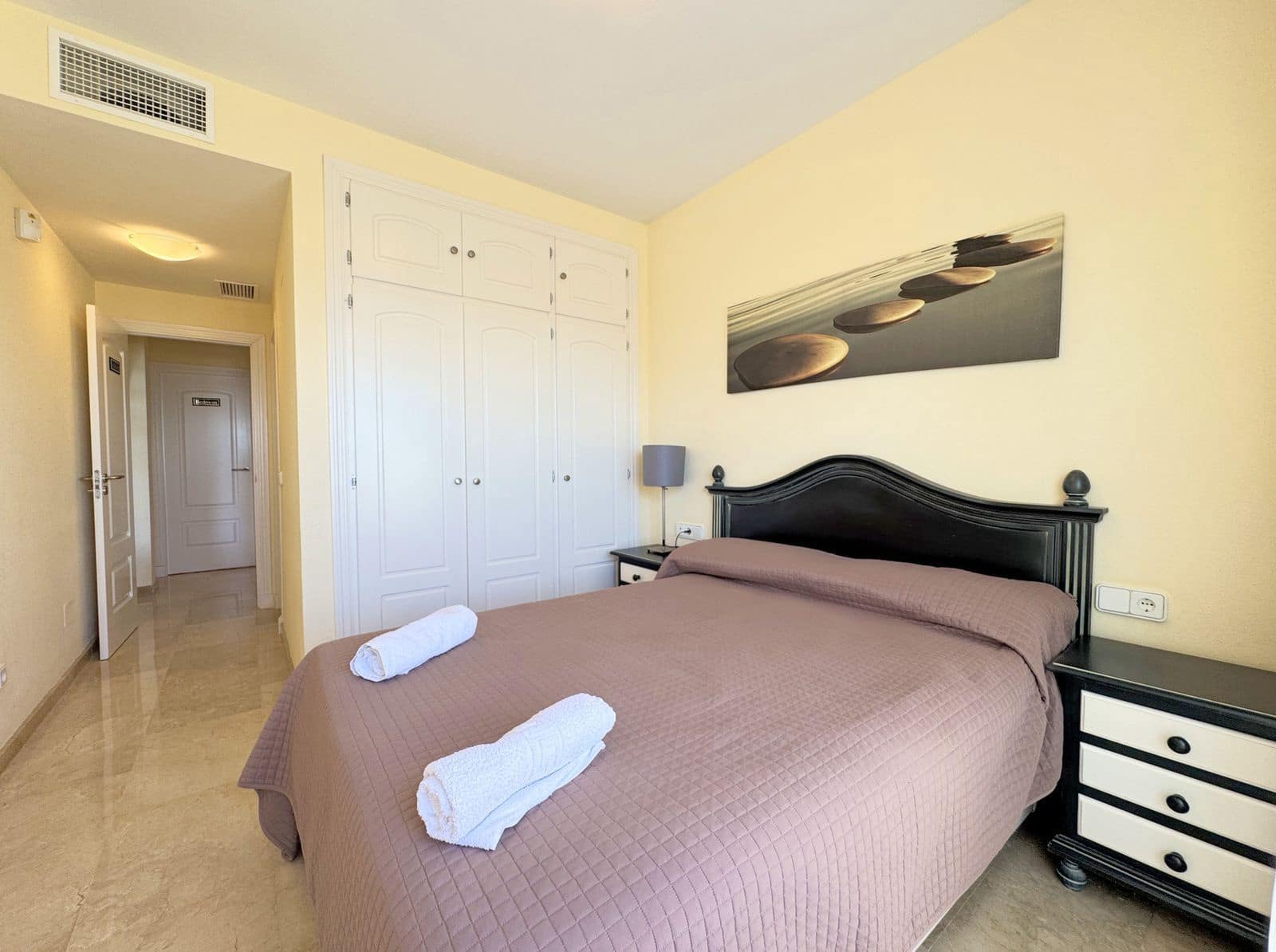 3 quarto Penthouse para venda em La Duquesa / Puerto de la Duquesa - 370 000 € (Ref: 9796311)