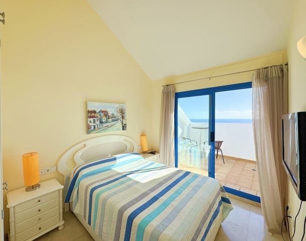 3 quarto Penthouse para venda em La Duquesa / Puerto de la Duquesa, Manilva - 370 000 € (Ref: 9796311)