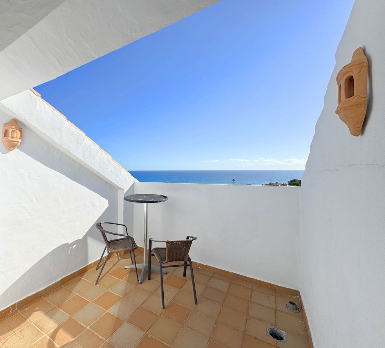 3 quarto Penthouse para venda em La Duquesa / Puerto de la Duquesa - 370 000 € (Ref: 9796311)