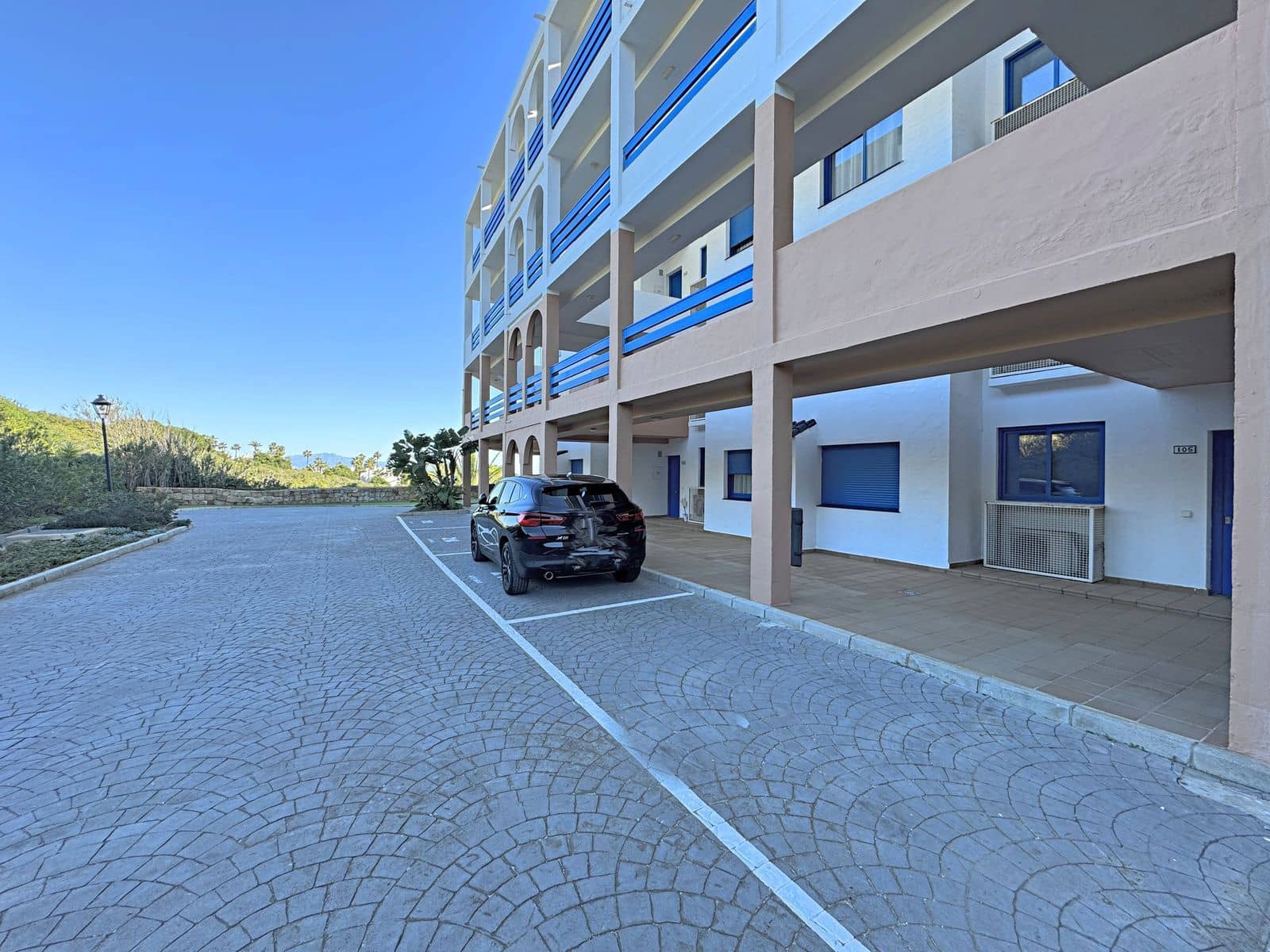 3 quarto Penthouse para venda em La Duquesa / Puerto de la Duquesa - 370 000 € (Ref: 9796311)