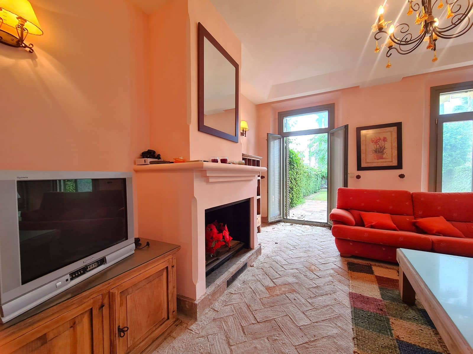 Pareado de 3 habitaciones en Sotogrande en venta - 1.095.000 € (Ref: 9796313)