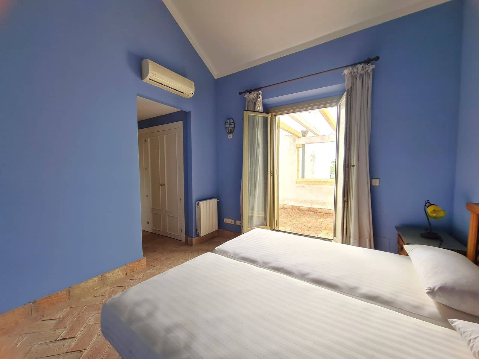 Pareado de 3 habitaciones en Sotogrande en venta - 1.095.000 € (Ref: 9796313)