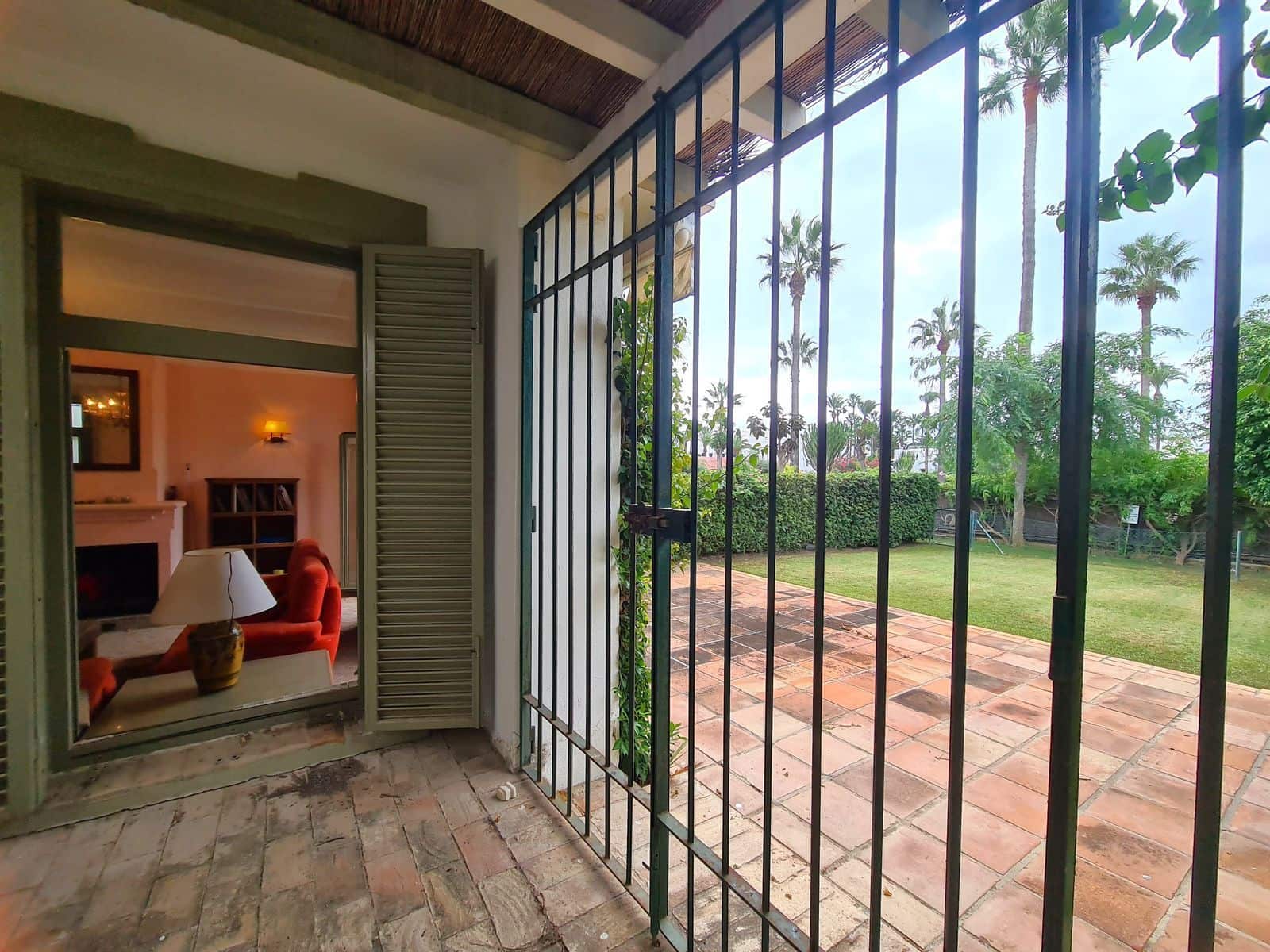 Pareado de 3 habitaciones en Sotogrande en venta - 1.095.000 € (Ref: 9796313)