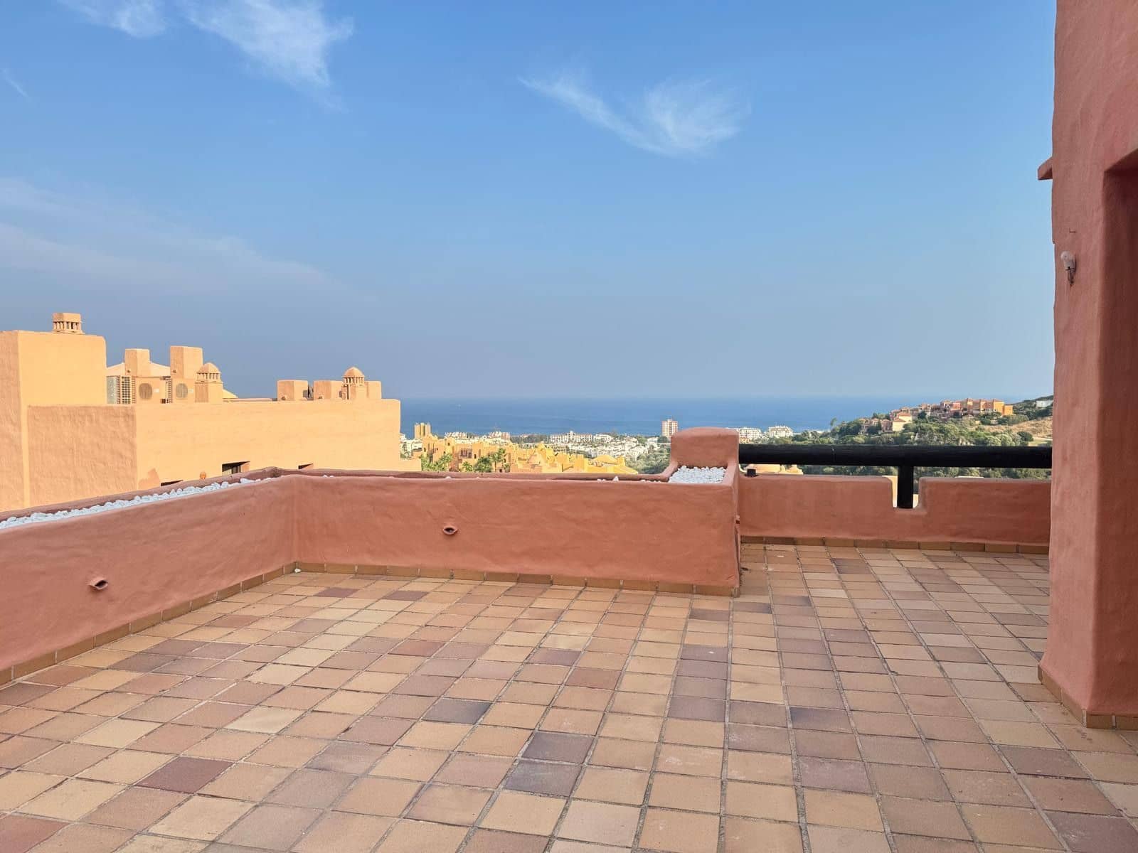 3 soverom Penthouse til salgs i San Luis de Sabinillas - € 420 000 (Ref: 9796314)