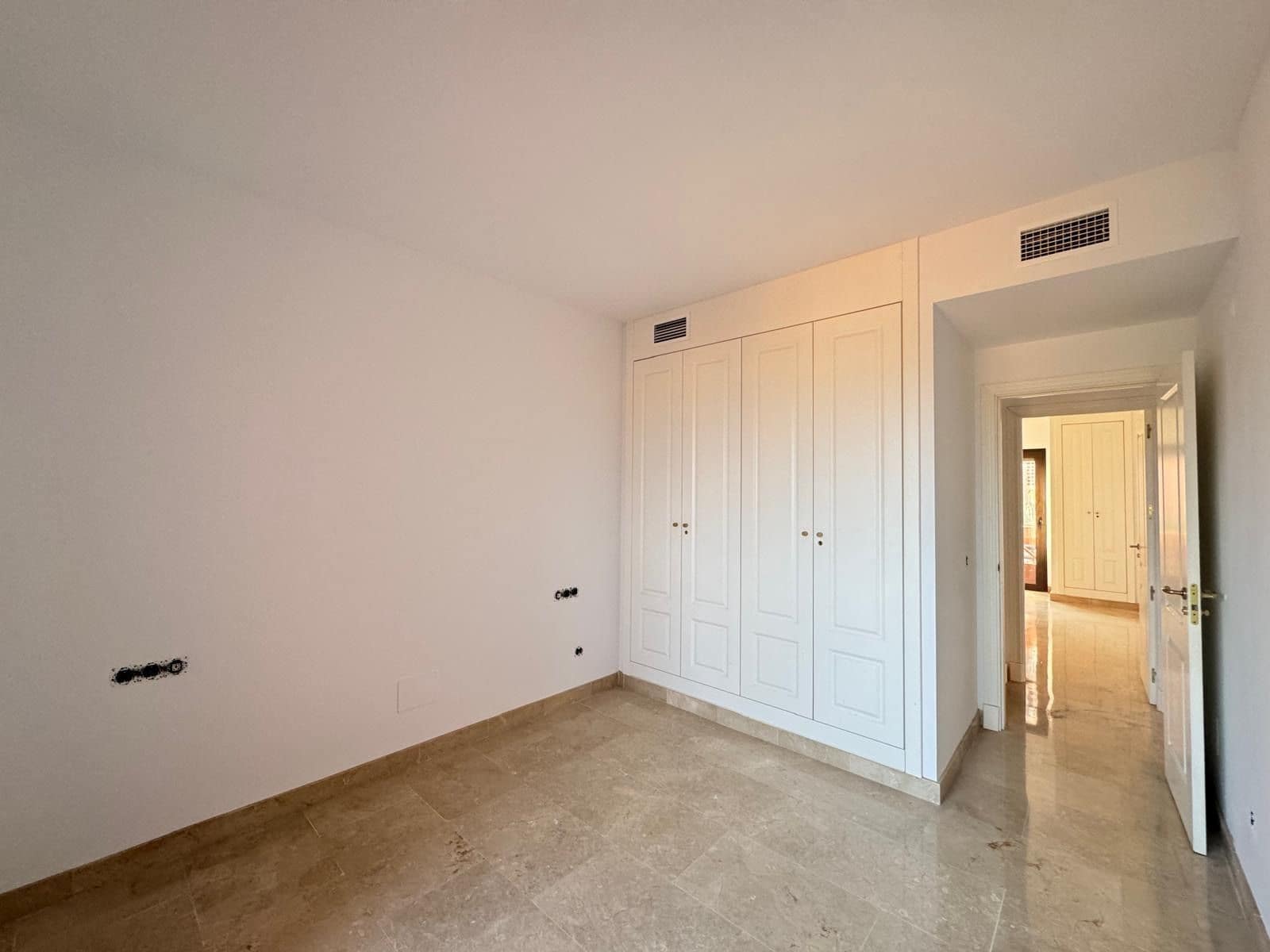 3 soverom Penthouse til salgs i San Luis de Sabinillas - € 420 000 (Ref: 9796314)