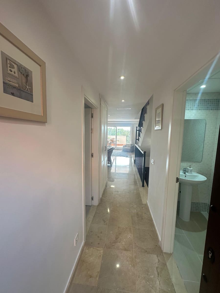 4 sypialnia Dom na sprzedaż w Cabopino - 539 000 € (Ref: 9796315)