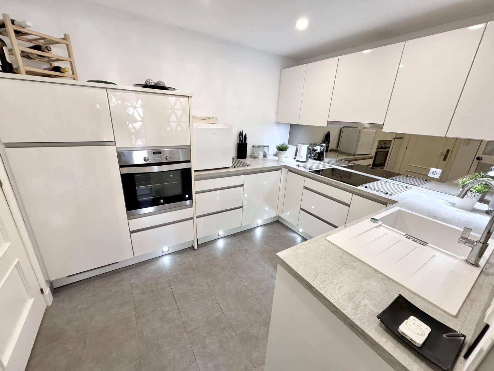 2 soveværelse Lejlighed til salg i Elviria - € 625.000 (Ref: 9796317)