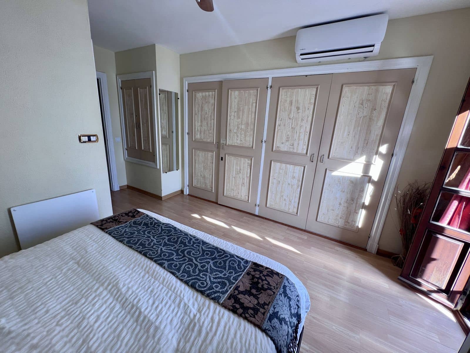 3 bedroom Townhouse for sale in New Golden Mile - € 550,000 (Ref: 9796318)