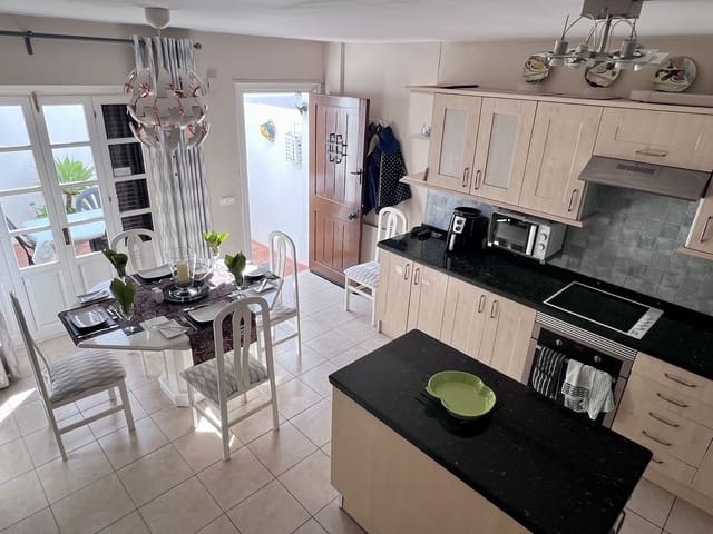 3 sovrum Hus till salu i New Golden Mile, Estepona - 550 000 € (Ref: 9796318)