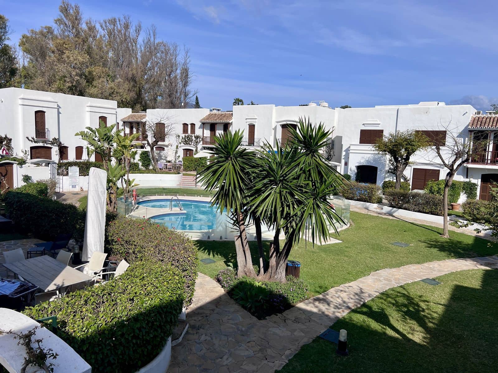 3 bedroom Townhouse for sale in New Golden Mile - € 550,000 (Ref: 9796318)