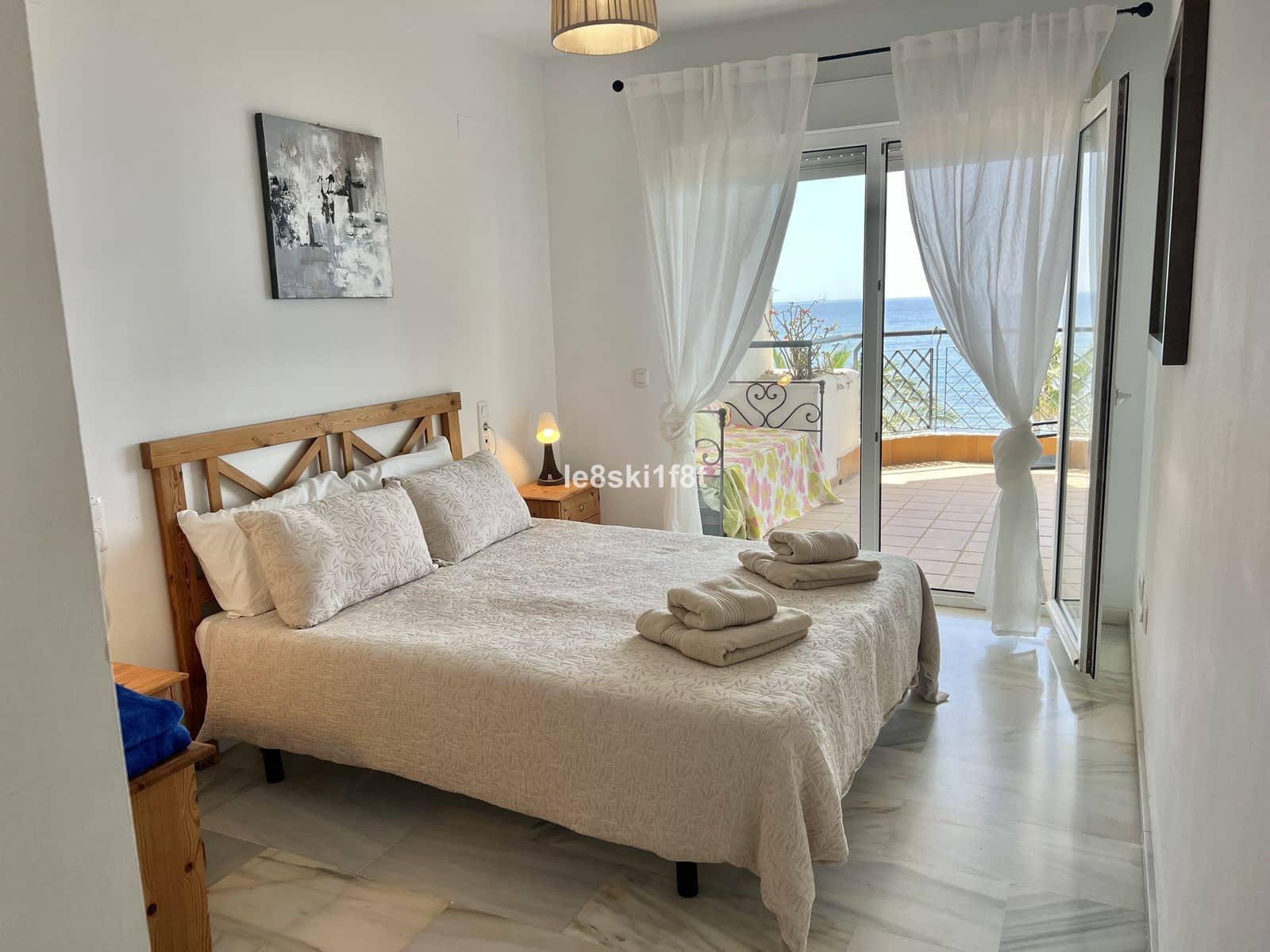 Apartamento de 2 habitaciones en Calahonda en venta - 945.000 € (Ref: 9796320)