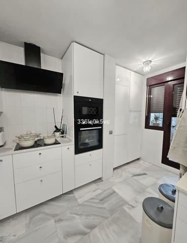 3 camera da letto Villa in vendita in Benahavís - 550.000 € (Rif: 9796323)