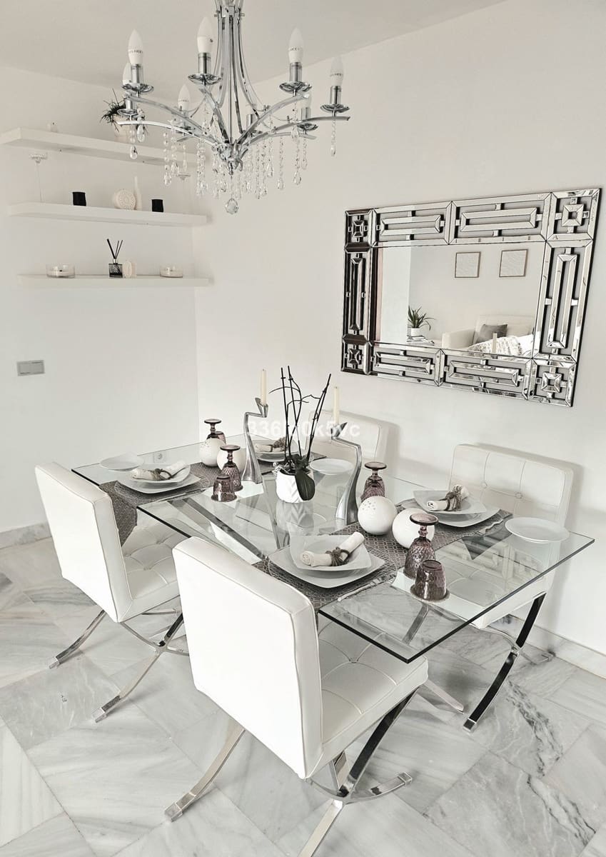 3 slaapkamer Villa te koop in Benahavis - € 550.000 (Ref: 9796323)