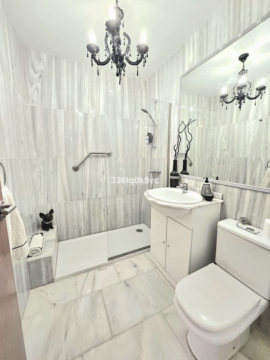 3 slaapkamer Villa te koop in Benahavis - € 550.000 (Ref: 9796323)