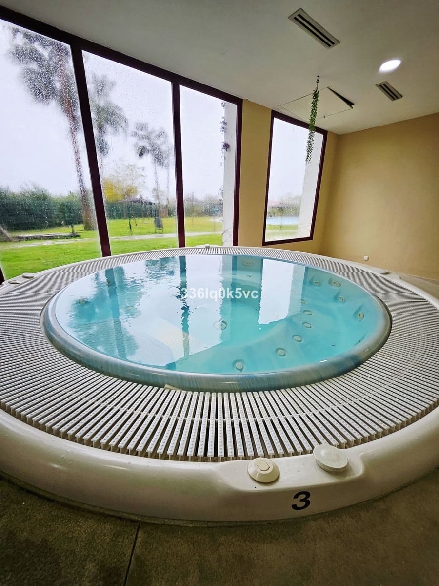 3 slaapkamer Villa te koop in Benahavis - € 550.000 (Ref: 9796323)