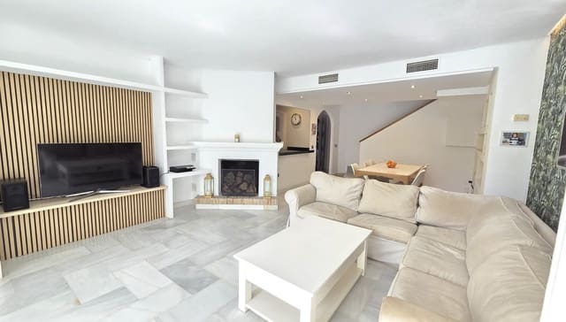 3 camera da letto Villetta Bifamiliare in vendita in Marbella - 800.000 € (Rif: 9796333)